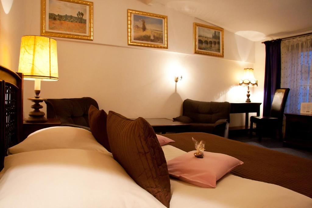 Hotel Pod Orlem Торунь Экстерьер фото